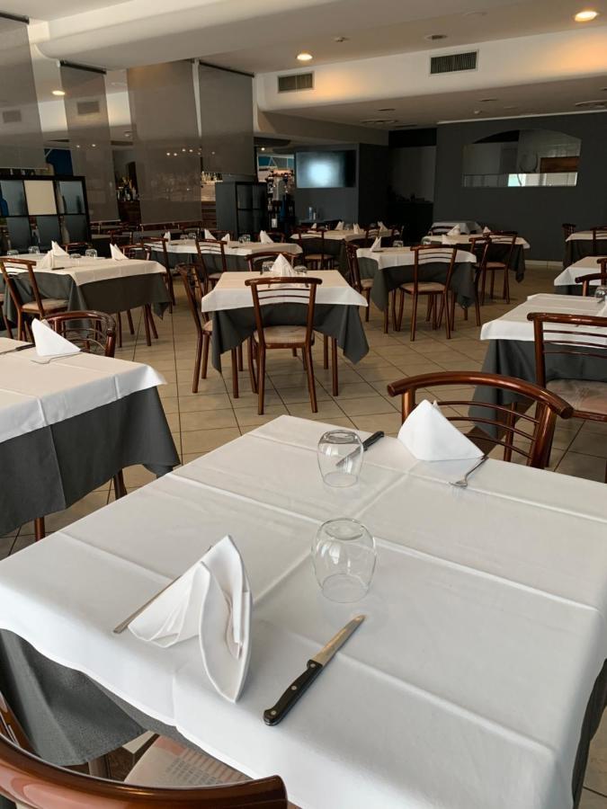 Hotel Bussana Porto Tolle Dış mekan fotoğraf