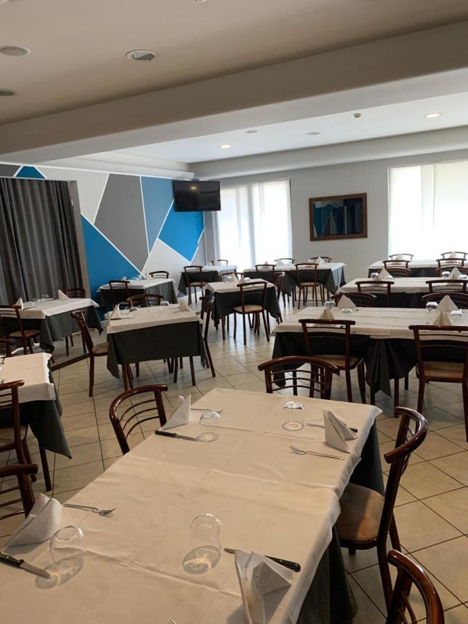 Hotel Bussana Porto Tolle Dış mekan fotoğraf