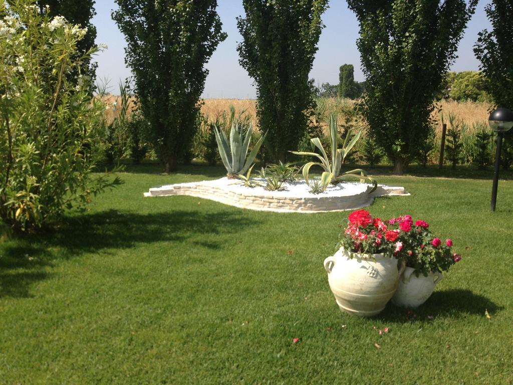 Hotel Bussana Porto Tolle Dış mekan fotoğraf