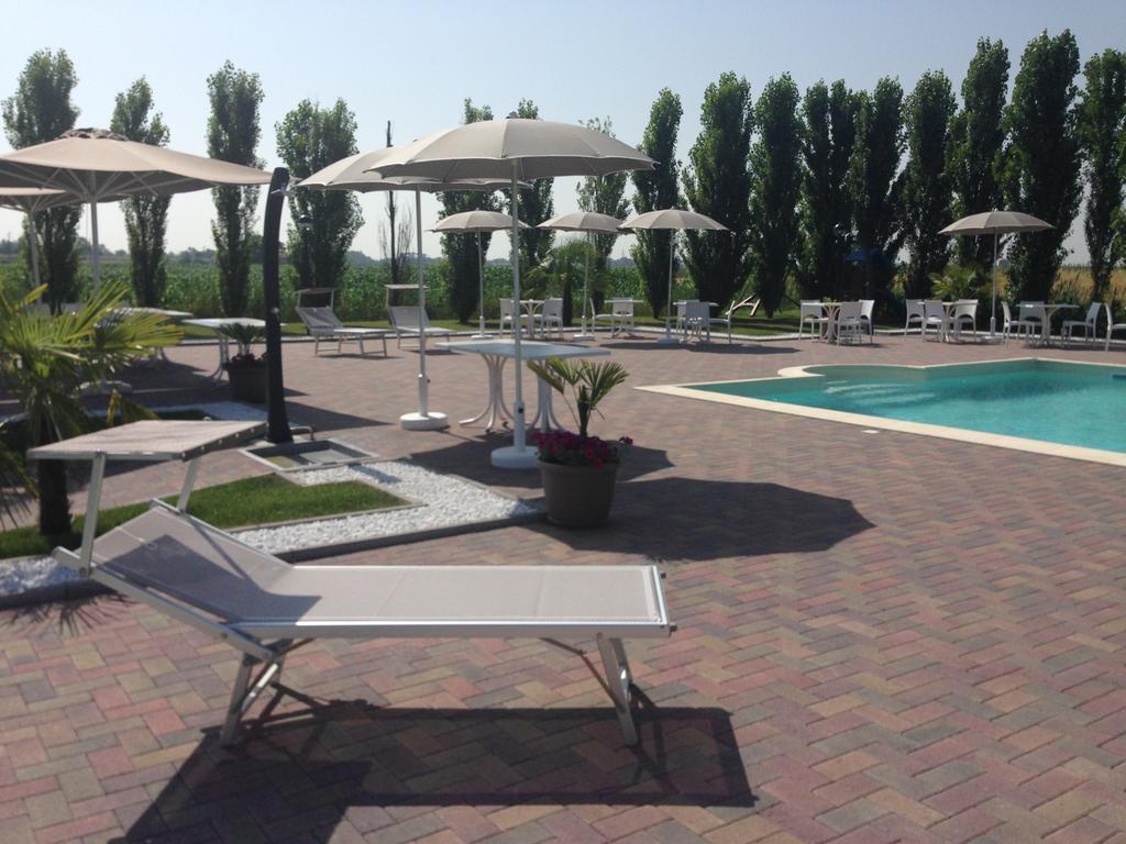 Hotel Bussana Porto Tolle Dış mekan fotoğraf