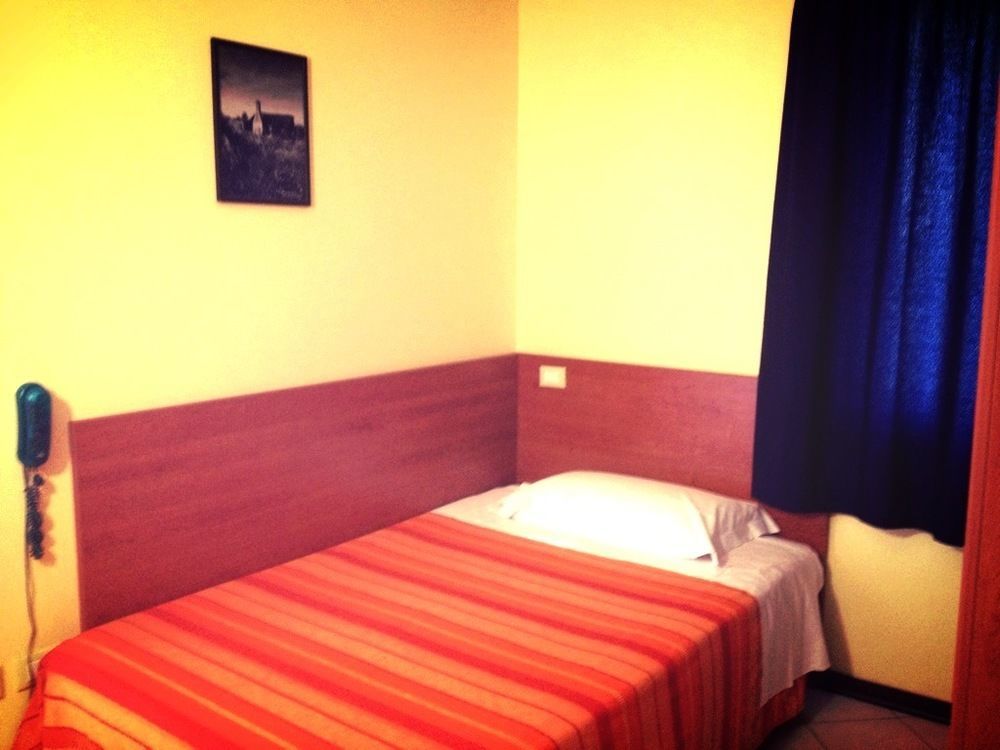 Hotel Bussana Porto Tolle Dış mekan fotoğraf